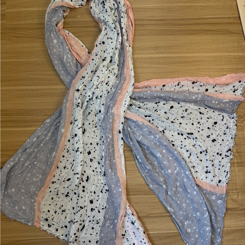 Banana Republic Blue and Pink Patterned Scarf